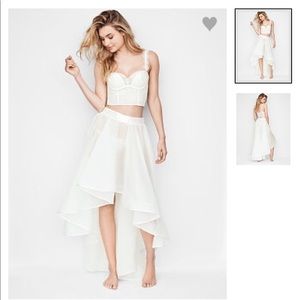 Victoria’s Secret Angels High Low Ruffle Skirt M